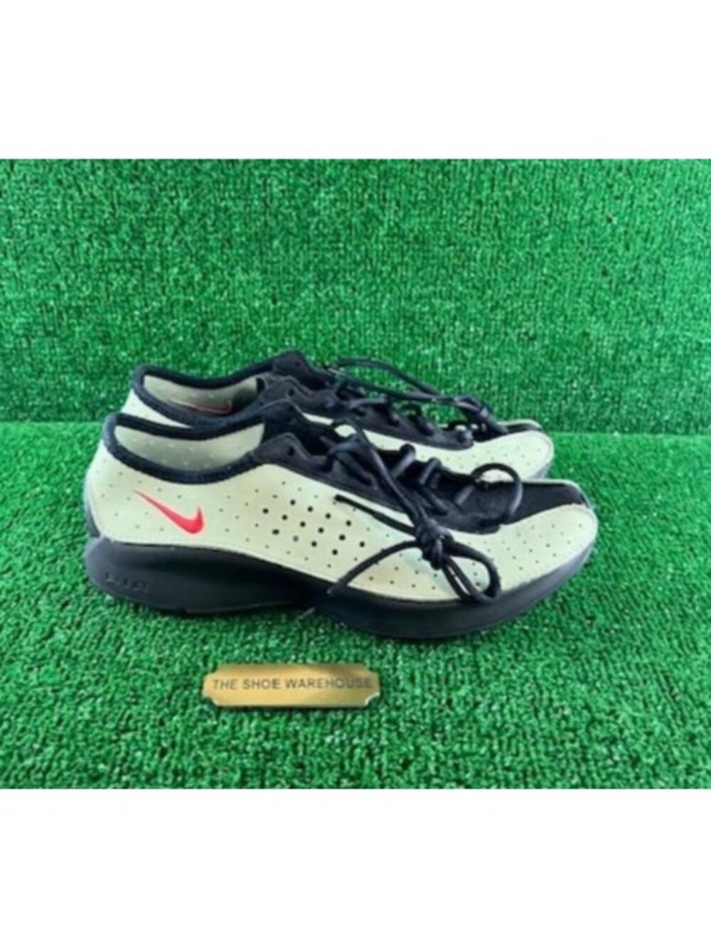 Women Nike Air Superfly Oil Green Black Running Shoes HQ7955-302 Size 8.5